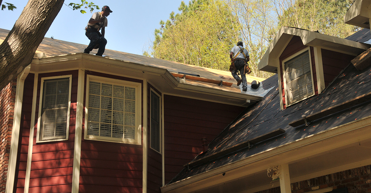 BLOG-roofing-contractors-Feb2016